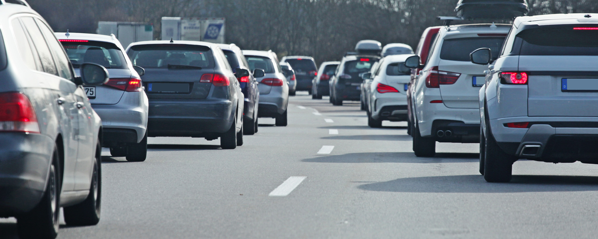 stau auf der autobahn