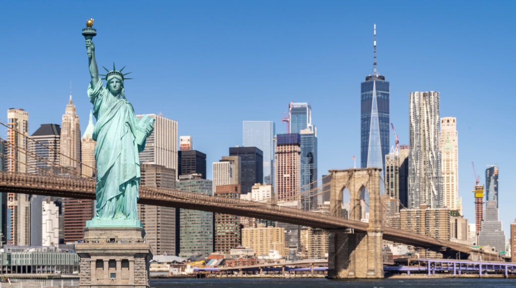 Brooklyn bridge statue of liberty